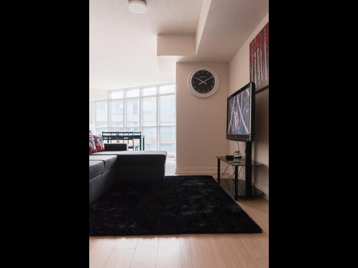 N2N Suites - Downtown Lake & City View Apartments 토론토 외부 사진