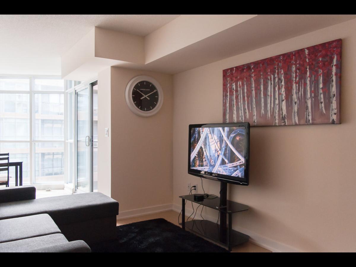 N2N Suites - Downtown Lake & City View Apartments 토론토 외부 사진