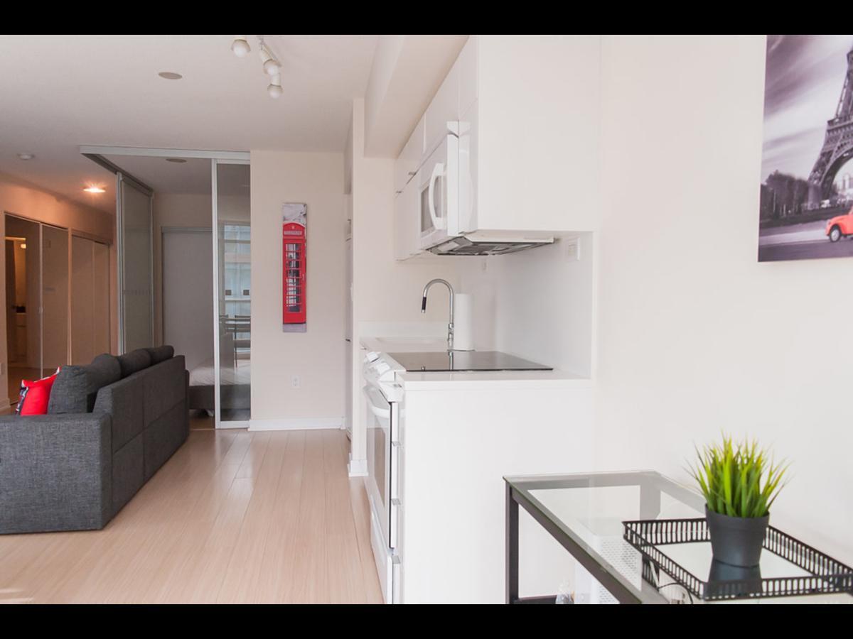 N2N Suites - Downtown Lake & City View Apartments 토론토 외부 사진